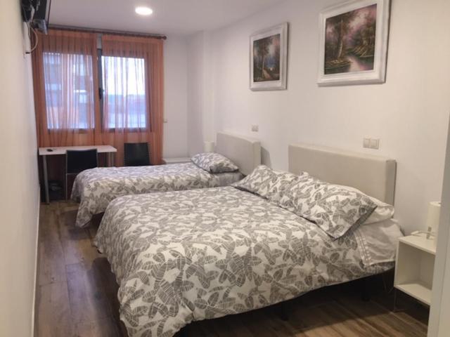 Rooms H Skyline Alcorcón Kültér fotó